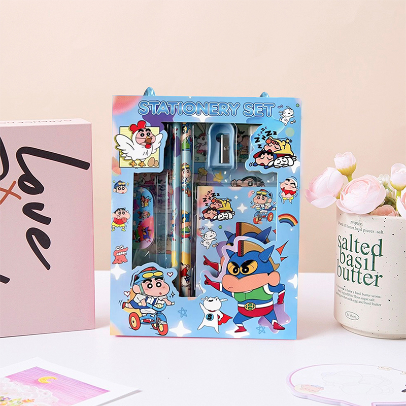 Crayon ShinChans Cute Cartoon  - Ideal Stationery & Office Supply recension och pris