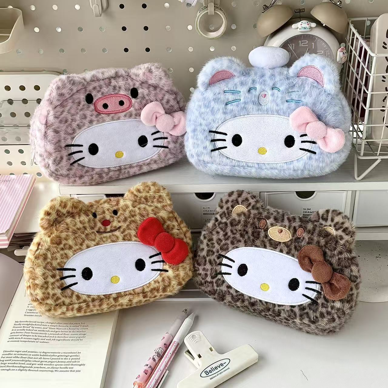 New Sanrio's Leopard Print Hel - Pencil Case Large recension och pris